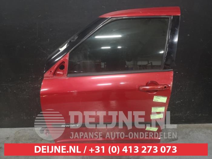 Suzuki Swift Tür 4-türig links vorne O658402
