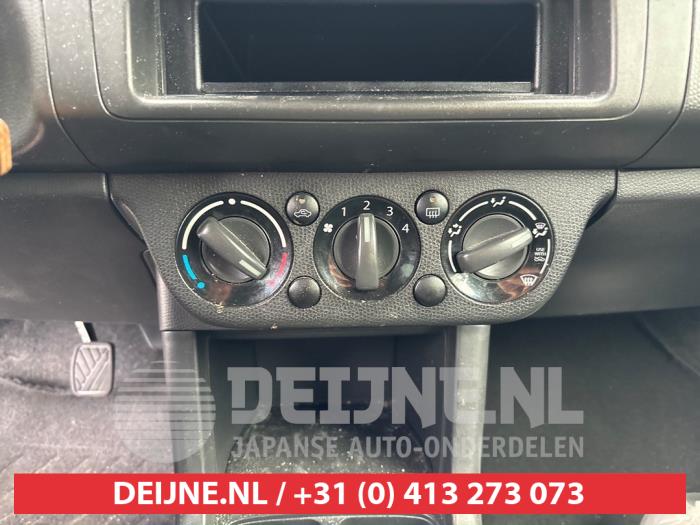 Suzuki Swift Heizung Bedienpaneel O658422