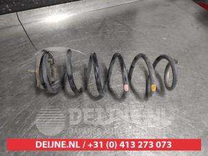Gebruikte Veerschroef achter Mazda CX-3 (DJ/DK) 1.5 Skyactiv D 105 16V Prijs € 25,00 Margeregeling aangeboden door V.Deijne Jap.Auto-onderdelen BV