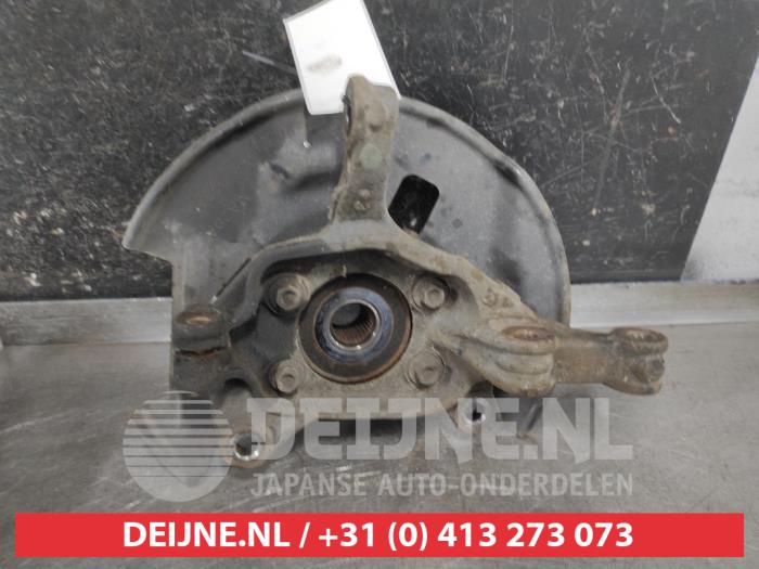 Mazda CX-3 Fusee links-voor O658525