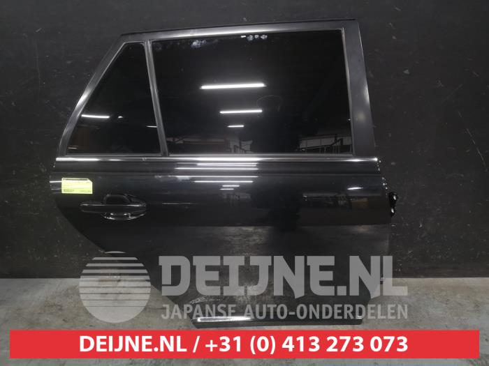 Toyota Avensis Portier 4Deurs rechts-achter O658572