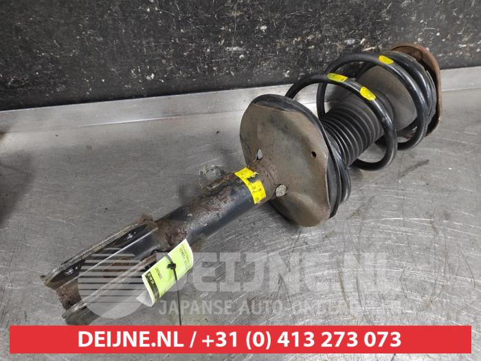Toyota Avensis Schokdemperpoot rechts-voor O658781
