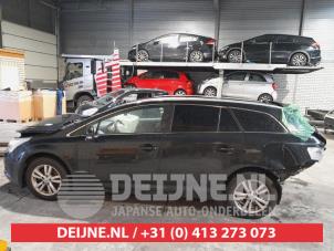Gebruikte Deurruit 4Deurs links-voor Toyota Avensis Wagon (T27) 1.6 16V VVT-i Prijs € 30,00 Margeregeling aangeboden door V.Deijne Jap.Auto-onderdelen BV