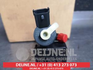 Mitsubishi Carisma Einspritzdüse (Diesel) O659113 foto 3