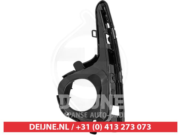 Toyota Yaris Bumper Rooster O9990009327