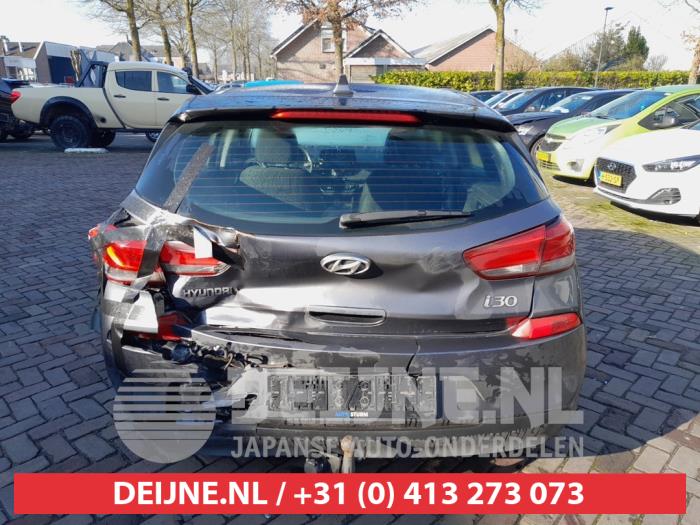 Hyundai I30 Third brake light O659267