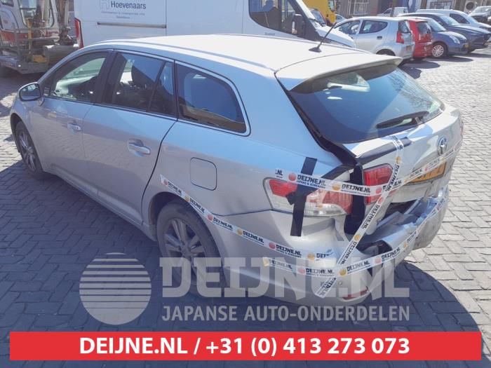 Toyota Avensis Tailgate reflector, left O659247
