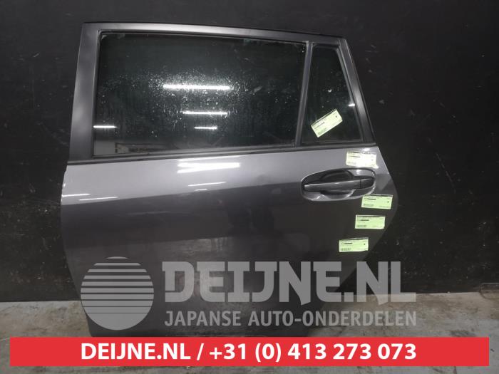 Toyota Verso Portier 4Deurs links-achter O659297