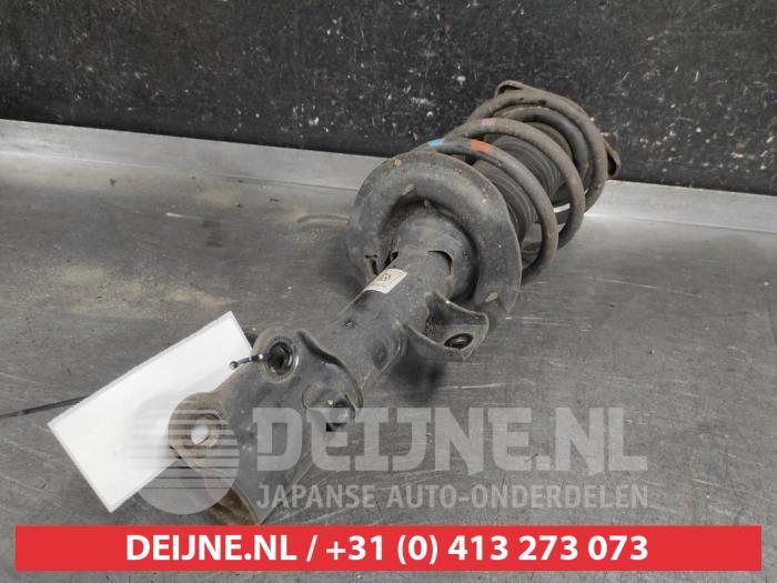 Kia Ceed Front shock absorber rod, left O659379
