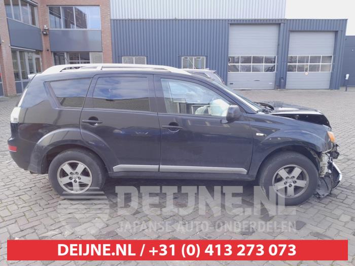 Mitsubishi Outlander Portierruit 4Deurs rechts-voor O659429