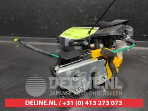 Hyundai I30 Door lock mechanism 4-door, front left O659532 photo 2
