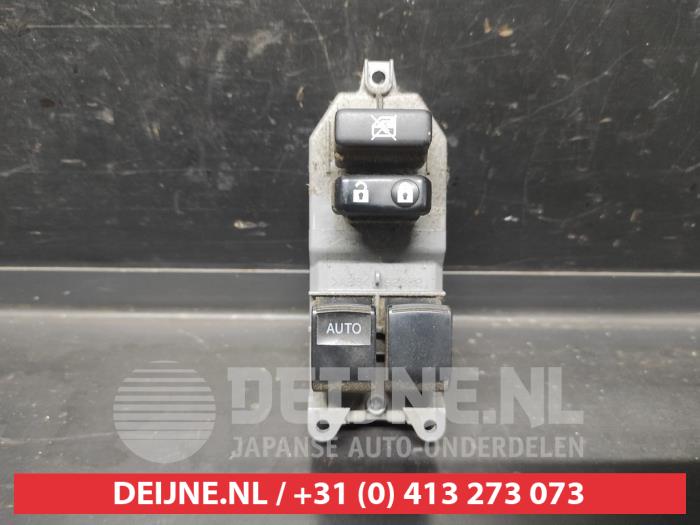 Subaru Trezia Kombischalter Fenster O659616