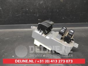 Subaru Trezia Kombischalter Fenster O659616 foto 2