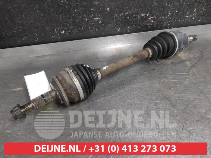 Toyota Verso Aandrijfas links-voor O659716