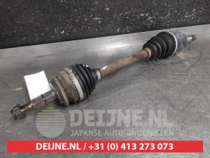 Gebruikte Homokineetas links-voor Toyota Verso 1.8 16V VVT-i Prijs € 75,00 Margeregeling aangeboden door V.Deijne Jap.Auto-onderdelen BV