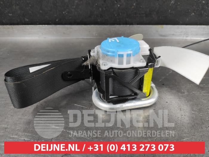 Subaru Trezia Sicherheitsgurt links vorne O659763