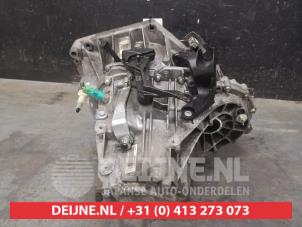 Nissan Qashqai Versnellingsbak O659773 foto 3