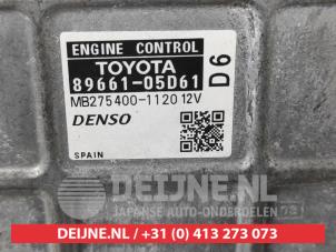 Toyota Avensis Kontaktslot+Sleutel O659803 foto 2
