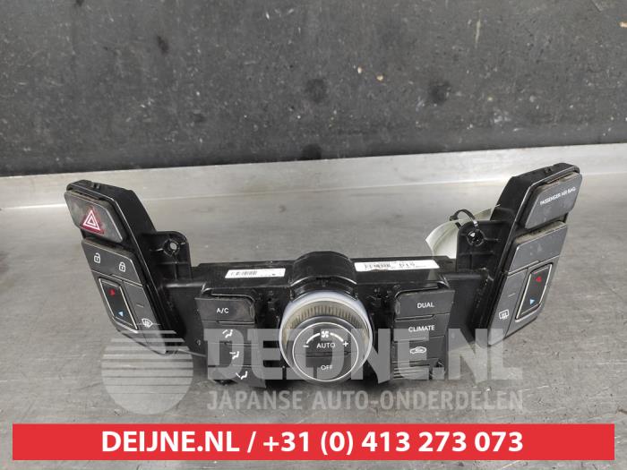 Hyundai I40 Kachel Bedieningspaneel O660032