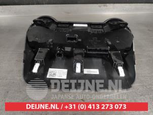 Kia Rio Kachel Bedieningspaneel O660088 foto 2
