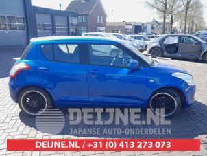 Suzuki Swift Portierruit 4Deurs rechts-achter O660177 foto 2