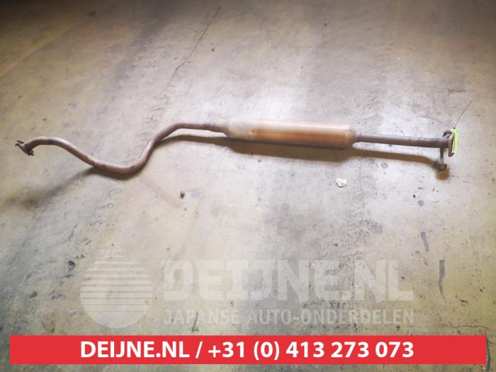 Gebruikte Uitlaat Middendemper Suzuki Swift (ZA/ZC/ZD) 1.2 16V Prijs € 35,00 Margeregeling aangeboden door V.Deijne Jap.Auto-onderdelen BV