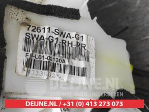 Honda CR-V Türschlossmechanik 4-türig rechts hinten O660250 foto 3