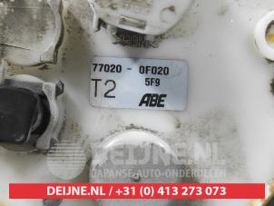 Toyota Corolla Verso Kraftstoffpumpe Elektrisch O660449 foto 2