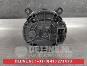 Kia Sportage Automatic gear selector O660677 photo 2