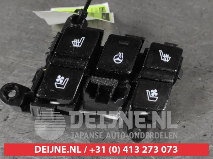 Kia Sportage Sitzheizung Schalter O660680