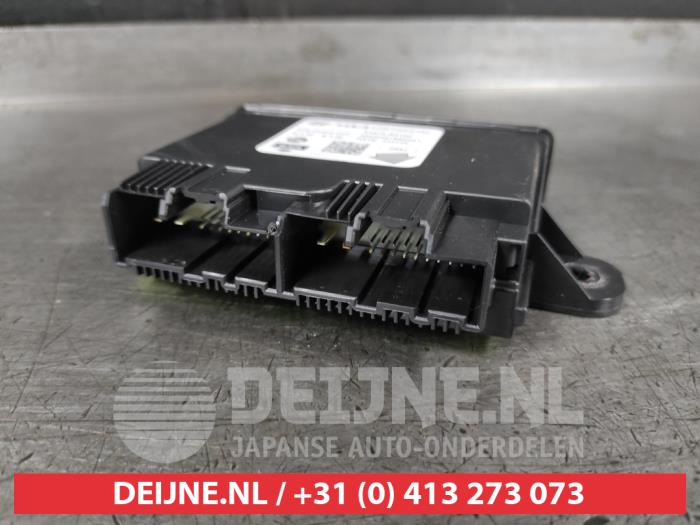 Kia Sportage Module tailgate motor O660683