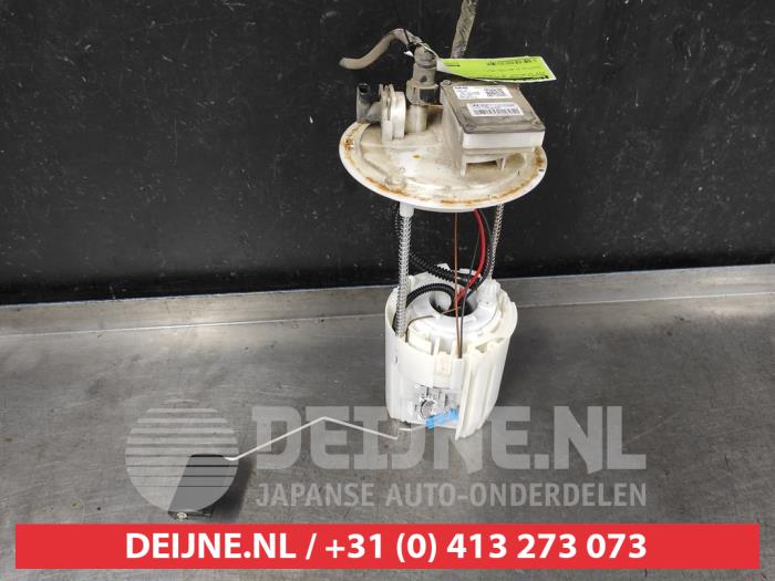 Gebruikte Tank element Pomp Kia Sportage (QL) 1.6 T-GDI 16V 4x4 Prijs € 125,00 Margeregeling aangeboden door V.Deijne Jap.Auto-onderdelen BV