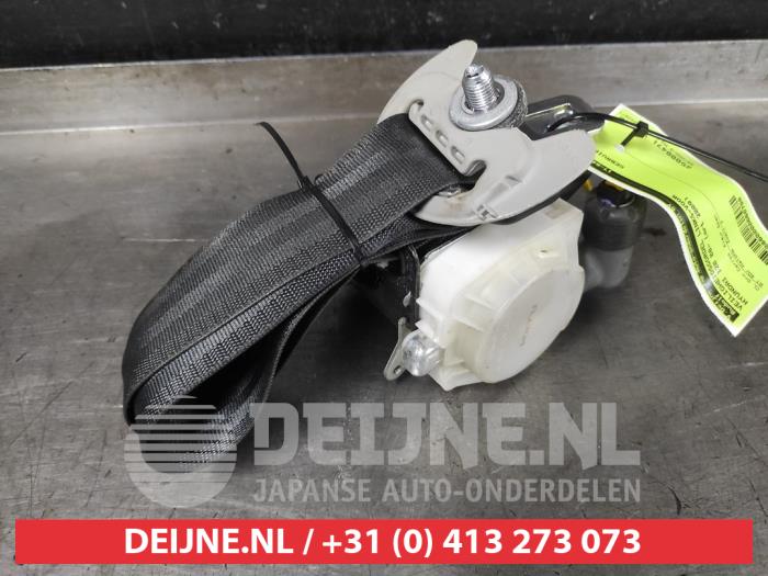 Hyundai I20 Front seatbelt, left O660798