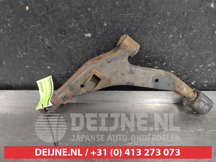 Hyundai Atos Draagarm onder links-voor O660808