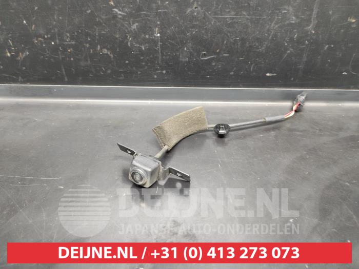 Nissan Micra Front camera O660896