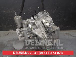 Suzuki S-Cross Gearbox O660933 photo 3