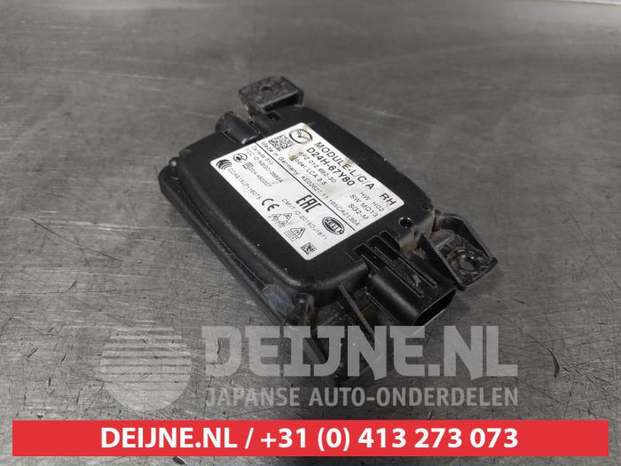 Mazda CX-3 Dode hoek sensor O660969
