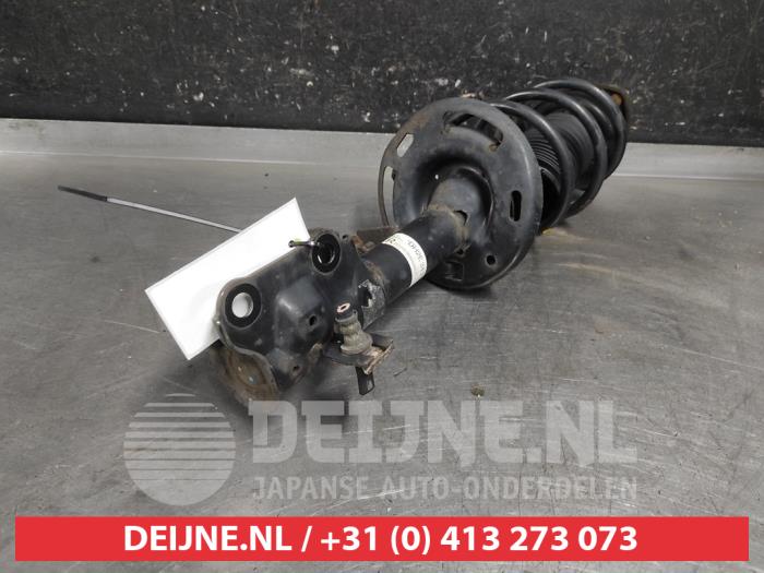 Mazda CX-3 Schokdemperpoot rechts-voor O660996