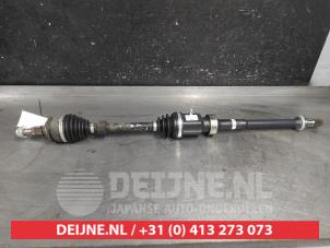 Gebruikte Steekas rechts-voor Mazda CX-3 (DJ/DK) 2.0 SkyActiv-G 120 Prijs € 75,00 Margeregeling aangeboden door V.Deijne Jap.Auto-onderdelen BV