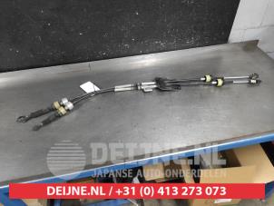 Gebruikte Schakelkabel Versnellingsbak Suzuki Swift (ZA/ZC/ZD) 1.6 Sport VVT 16V Prijs € 100,00 Margeregeling aangeboden door V.Deijne Jap.Auto-onderdelen BV