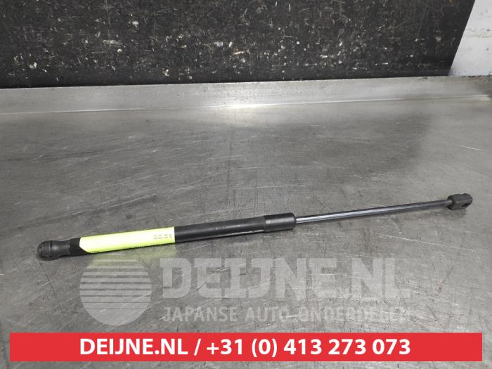 Suzuki Swift Gasdemper rechts-achter O661073