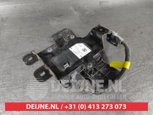 Gebruikte Dode hoek sensor Kia Sportage (QL) 1.6 T-GDI 16V 4x4 Prijs € 100,00 Margeregeling aangeboden door V.Deijne Jap.Auto-onderdelen BV