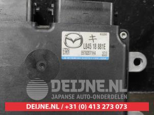 Mazda 5 Kontaktslot+Sleutel O661211 foto 2