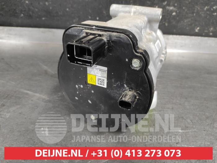 Aircopomp van een Toyota Corolla Touring Sport (E21/EH1) 1.8 16V Hybrid 140 2023