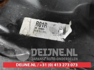 Toyota Corolla Fusee rechts-achter O661275 foto 3