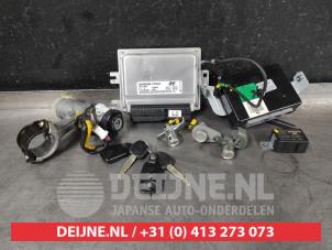 Gebruikte Computer Motormanagement Hyundai Tucson (JM) 2.0 16V CVVT 4x4 Prijs € 75,00 Margeregeling aangeboden door V.Deijne Jap.Auto-onderdelen BV