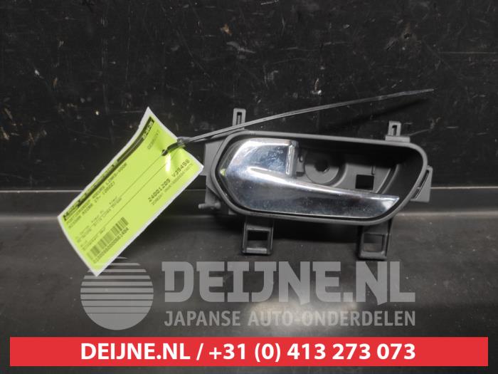 Nissan Micra Portiergreep 4Deurs links-voor O661494