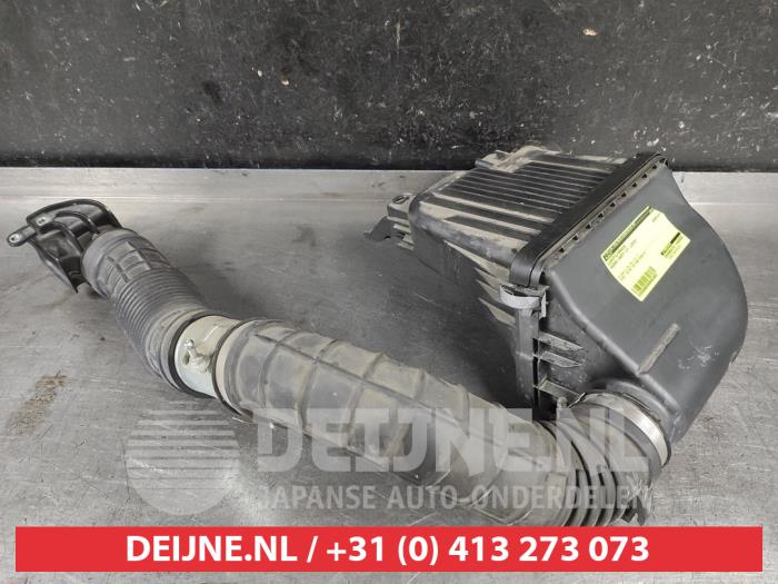 Suzuki Swift Luftfiltergehäuse O661603