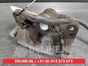 Gebruikte Remklauw (Tang) links-achter Mitsubishi Outlander (CU) 2.0 16V 4x2 Prijs € 35,00 Margeregeling aangeboden door V.Deijne Jap.Auto-onderdelen BV