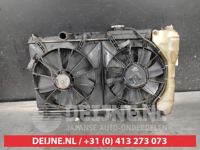 Gebruikte Radiateur Honda CR-V (RD5/6/7/8) 2.0i 16V VTEC Prijs € 75,00 Margeregeling aangeboden door V.Deijne Jap.Auto-onderdelen BV